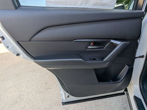 New 2026 MAZDA CX-5 Preferred AWD/4WD image 8