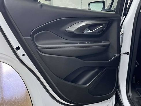 Used 2023 GMC Terrain SLT w/ LPO, Floor Liner Package FWD image 19