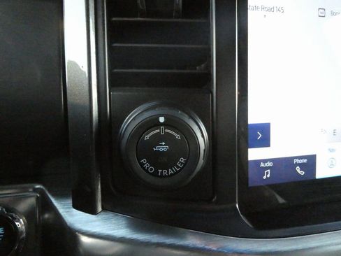 Used 2021 Ford F150 Lariat w/ Equipment Group 502A High AWD/4WD image 17