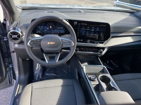 New 2026 Chevrolet Equinox LT FWD image 25