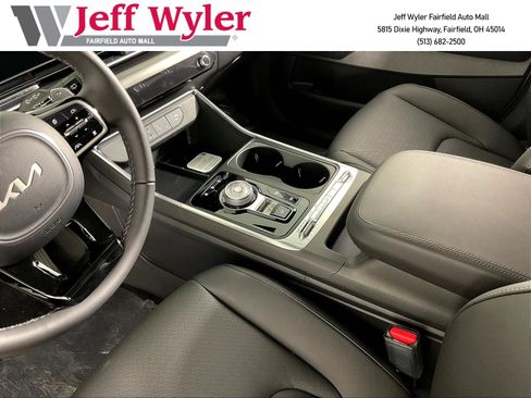 New 2026 Kia Carnival SX Prestige FWD image 12