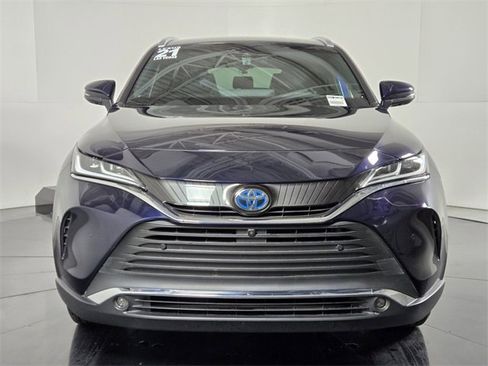 Used 2021 Toyota Venza Limited image 8