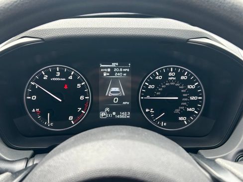 Used 2024 Subaru Crosstrek 2.0i Premium AWD/4WD image 17