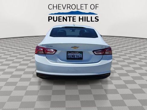 Used 2021 Chevrolet Malibu LT FWD image 7