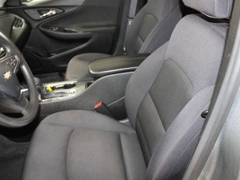 Used 2024 Chevrolet Malibu LT FWD image 11