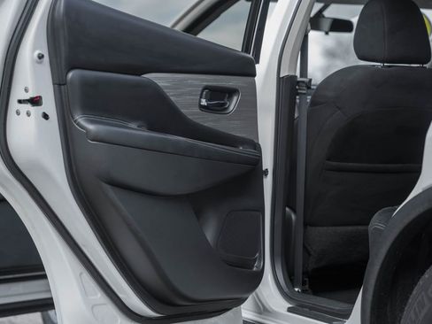 Used 2018 Nissan Murano S w/ Cargo Package image 29