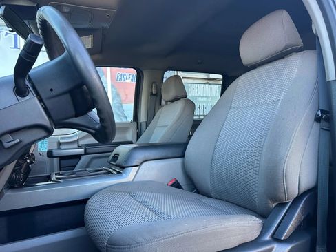 Used 2022 Ford F350 XLT w/ XLT Premium Package image 10