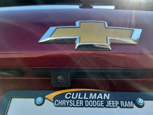 Used 2023 Chevrolet Equinox LT image 32