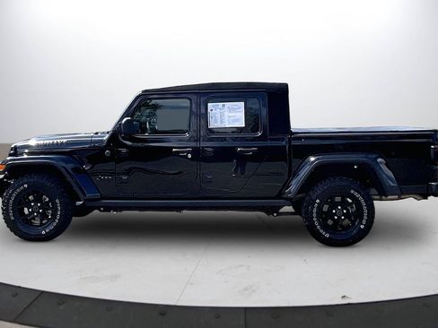 Certified 2024 Jeep Gladiator Sport AWD/4WD image 6
