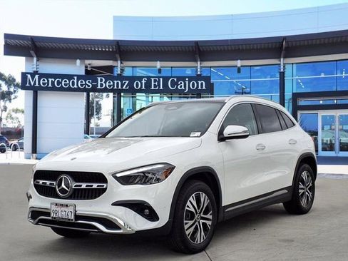 Used 2025 Mercedes-Benz GLA 250 4MATIC image 1