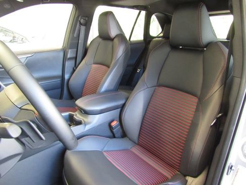 Certified 2025 Toyota RAV4 XSE AWD/4WD image 12