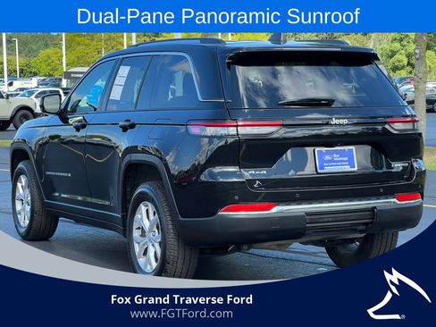 Used 2022 Jeep Grand Cherokee Limited AWD/4WD image 38