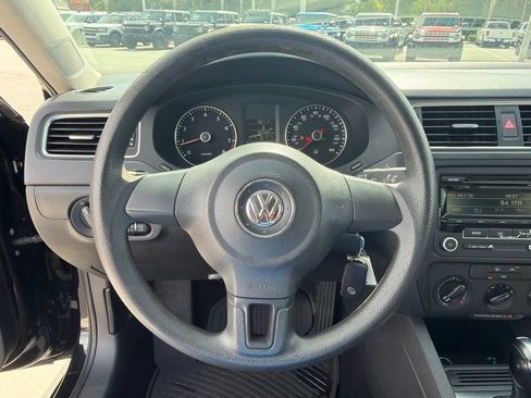 Used 2014 Volkswagen Jetta SE FWD image 22