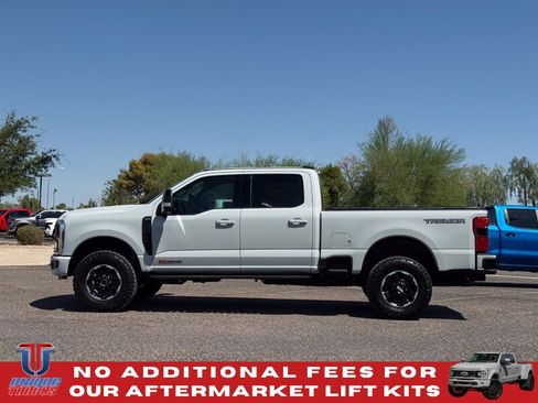 Used 2025 Ford F250 Lariat w/ Tremor Off-Road Package AWD/4WD image 12