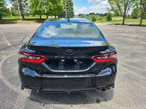 Used 2024 Toyota Camry SE FWD image 5