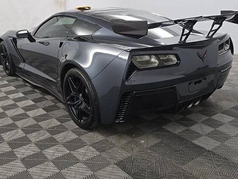 Used 2019 Chevrolet Corvette ZR1 RWD image 4