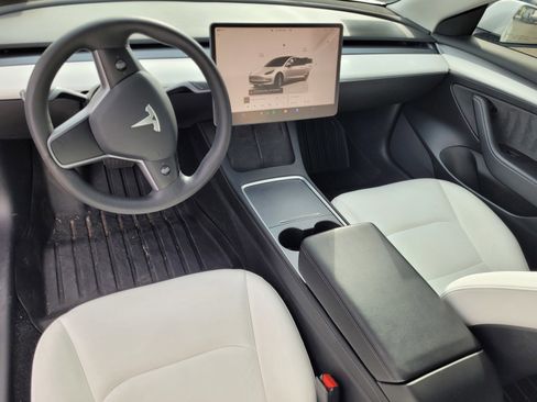 Used 2022 Tesla Model 3 Long Range image 18