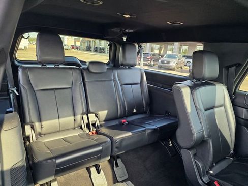 Used 2021 Ford Expedition Max XLT AWD/4WD image 14