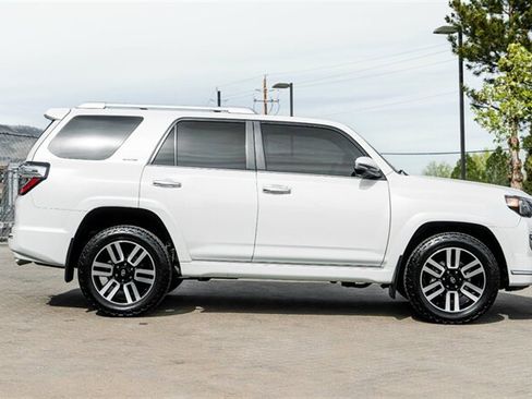 Used 2020 Toyota 4Runner Limited AWD/4WD image 5