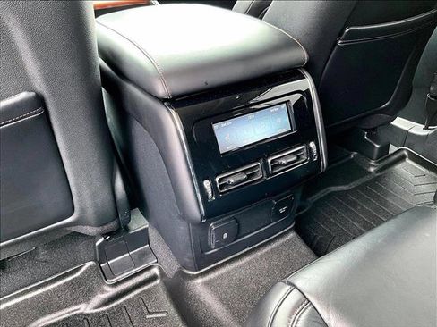 Used 2020 Lincoln Aviator Reserve w/ Equipment Group 201A image 25