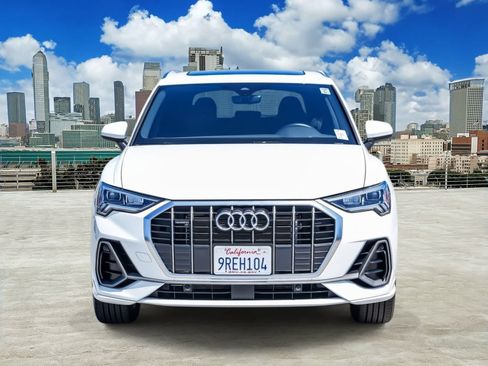 Used 2025 Audi Q3 2.0T Premium AWD/4WD image 2