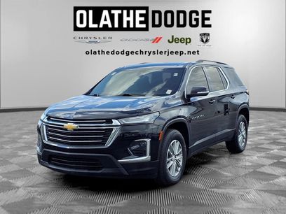 Used 2023 Chevrolet Traverse LT