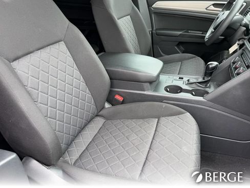 Used 2018 Volkswagen Atlas S FWD image 12
