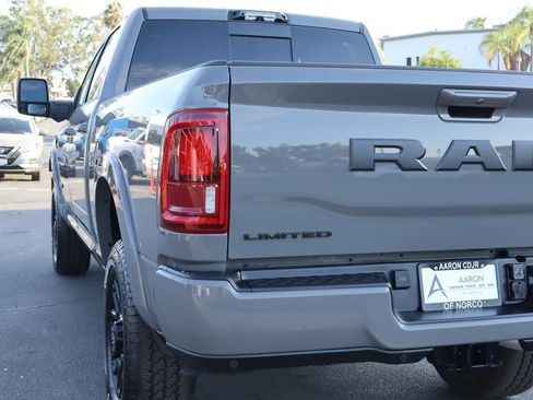 New 2026 RAM 2500 Limited AWD/4WD image 11