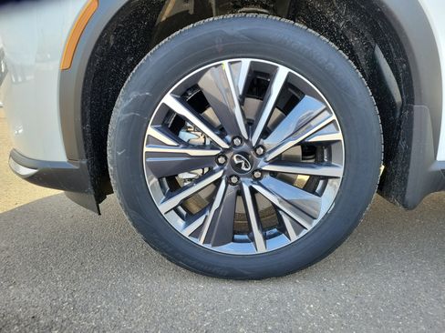 New 2026 INFINITI QX60 Luxe w/ Cargo Package image 11