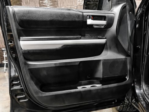 Used 2019 Toyota Tundra SR5 w/ SR5 Upgrade Package AWD/4WD image 52