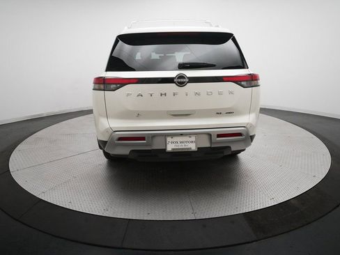 Certified 2024 Nissan Pathfinder SL image 26