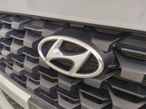 Certified 2023 Hyundai Santa Fe SE image 13