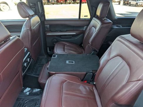 Used 2024 Ford Expedition Limited image 25