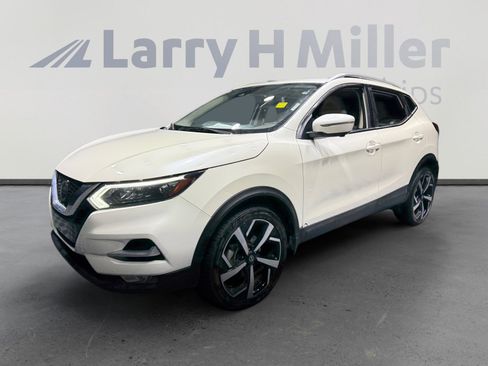 Used 2021 Nissan Rogue Sport SL w/ Premium Package image 1