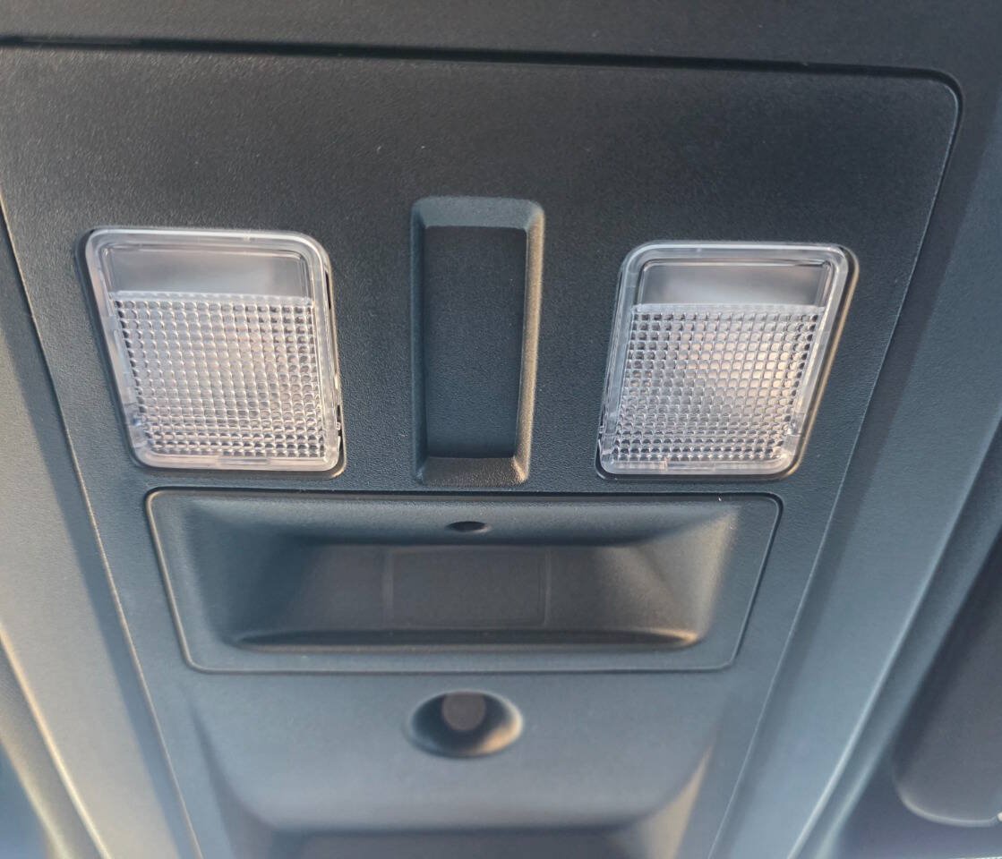 Used 2022 RAM 1500 Warlock AWD/4WD image 18