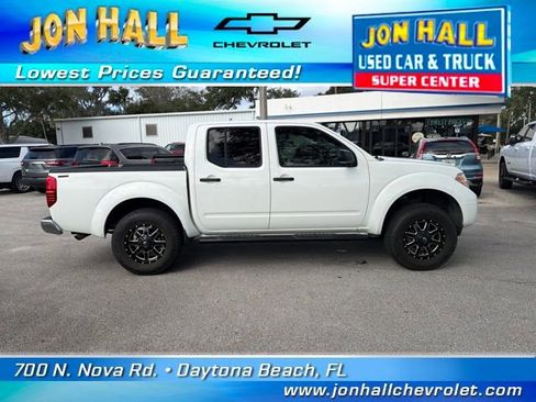 Used 2019 Nissan Frontier SV image 14