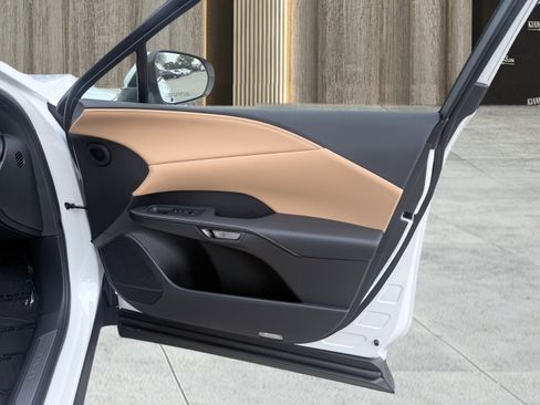 Used 2026 Lexus RX 350 FWD image 45