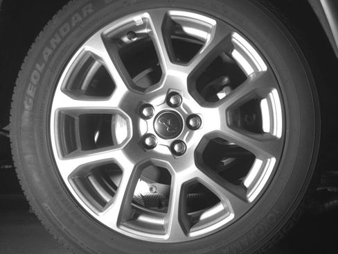 Used 2025 Jeep Compass Limited image 15