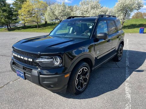 Used 2025 Ford Bronco Sport Outer Banks w/ Outer Banks Tech Package+ AWD/4WD image 5