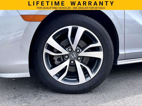 Used 2022 Honda Odyssey Touring image 4