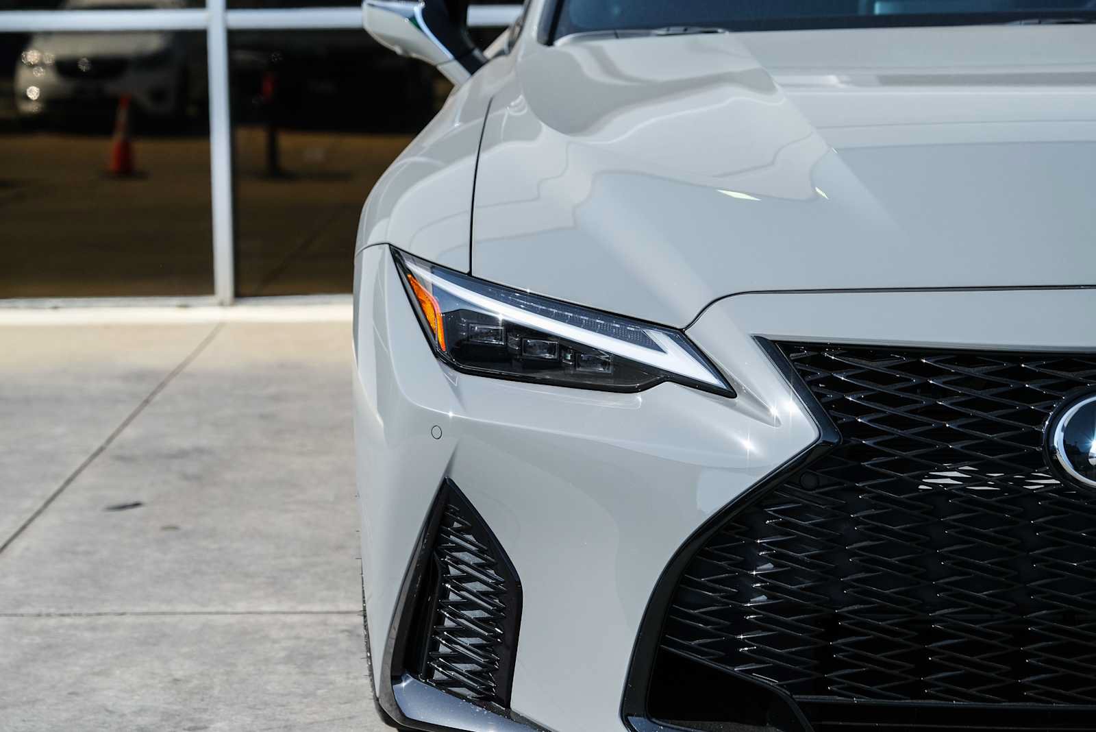 Used 2022 Lexus IS 500 RWD image 4