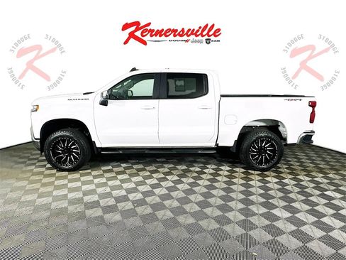 Used 2020 Chevrolet Silverado 1500 LT image 4