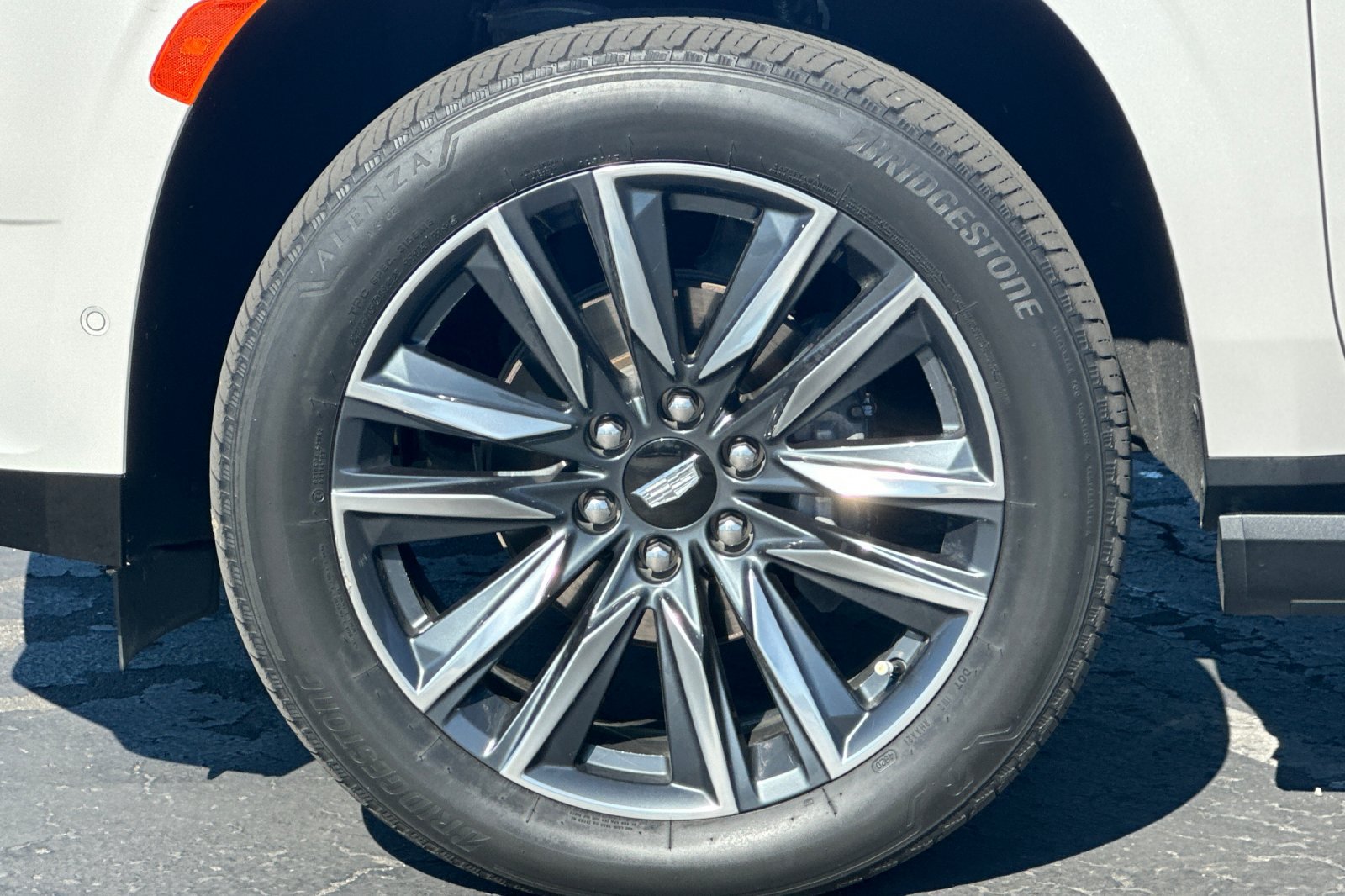 Used 2021 Cadillac Escalade ESV Sport Platinum AWD/4WD image 47