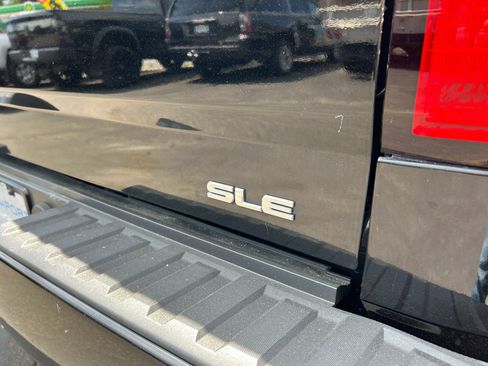 Used 2017 GMC Sierra 1500 SLE w/ SLE Value Package AWD/4WD image 26
