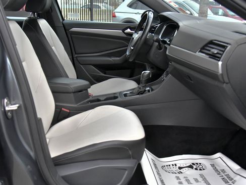 Used 2020 Volkswagen Jetta R-Line image 39