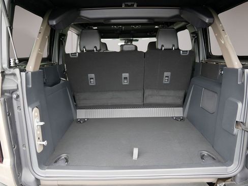 Used 2025 Ford Bronco Outer Banks w/ Sasquatch Package AWD/4WD image 19