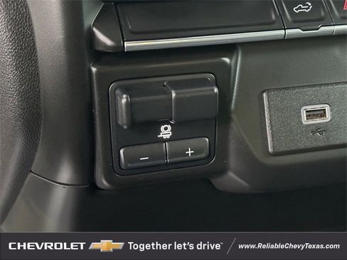 Used 2020 Chevrolet Silverado 2500 Custom w/ Custom Value Package image 21