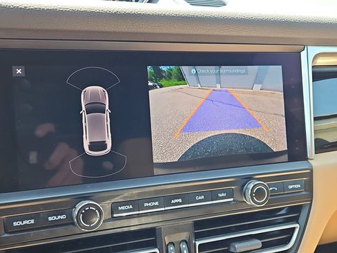 Certified 2020 Porsche Macan S AWD/4WD image 17