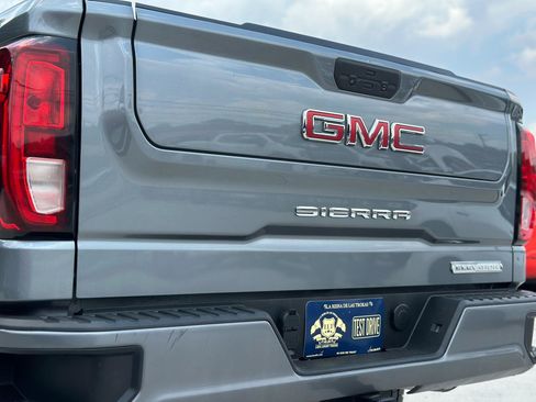 Used 2021 GMC Sierra 1500 Elevation RWD image 10