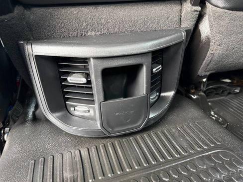 Used 2022 RAM 3500 Tradesman image 31